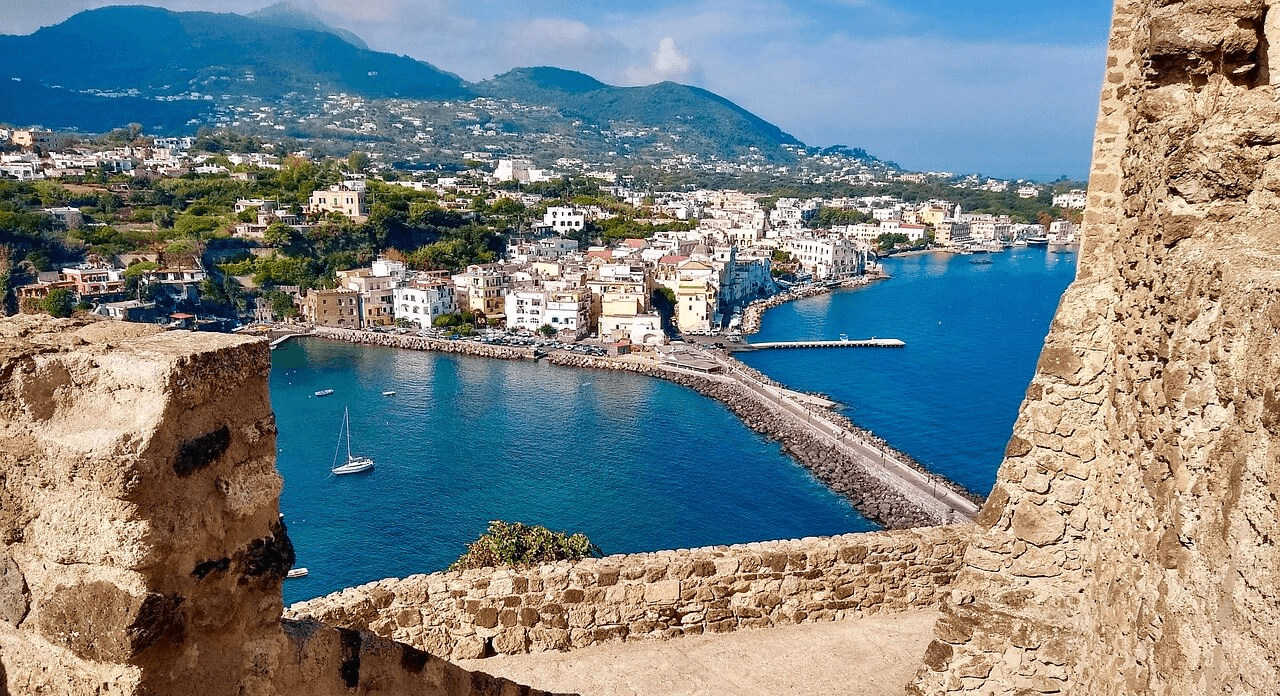 Itālija - Termālais kūrorts un saules sala Iskija